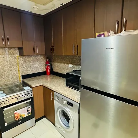 Stylish Fairview Stay In Business Bay Canal View Marasi Drive Dubai Exterior photo