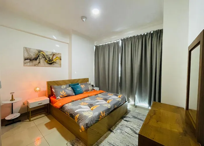 Stylish Fairview Stay In Business Bay Canal View Marasi Drive